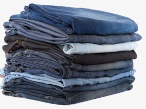 custom denim jeans manufacturing process for fashion brands in London with low MOQ production